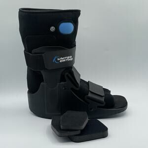 United Ortho Short Air Cam Walker Fracture Boot, Size Large Black